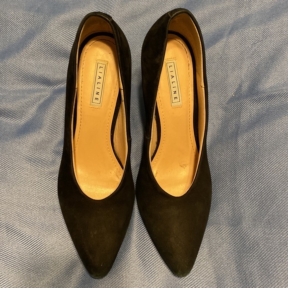 Black velvet pumps - Picture 2 of 4